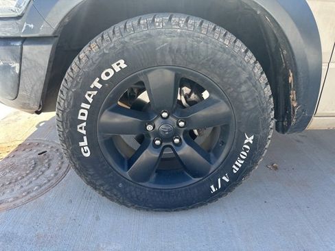 Used 2019 RAM 1500 Classic Warlock w/ Electronics Group image 2