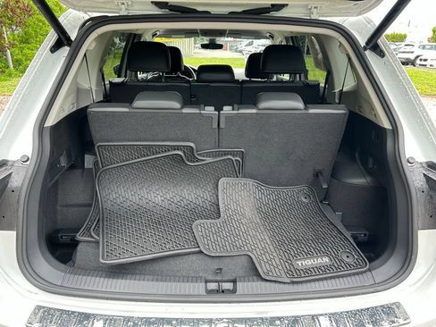 Used 2023 Volkswagen Tiguan SE FWD image 53