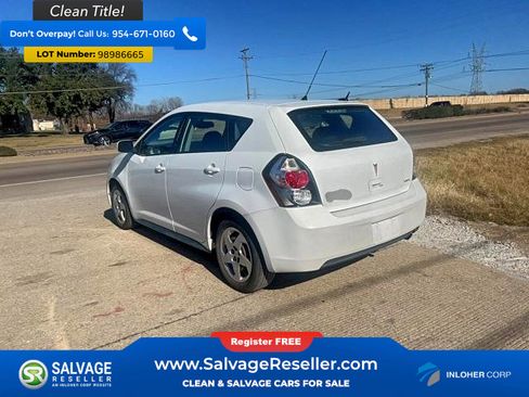 Used 2009 Pontiac Vibe w/ Preferred Package image 4