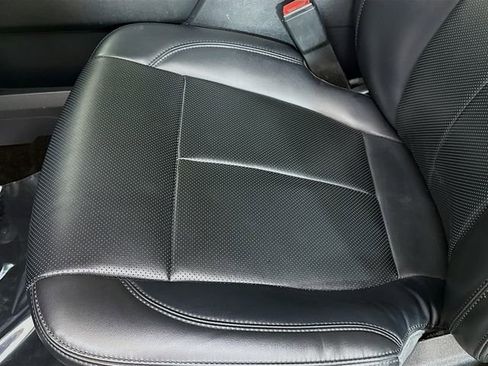 Used 2022 Ford Expedition XLT image 19