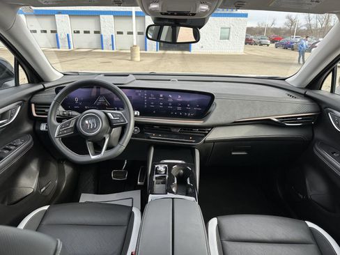 Used 2025 Buick Envision Sport Touring AWD/4WD image 18