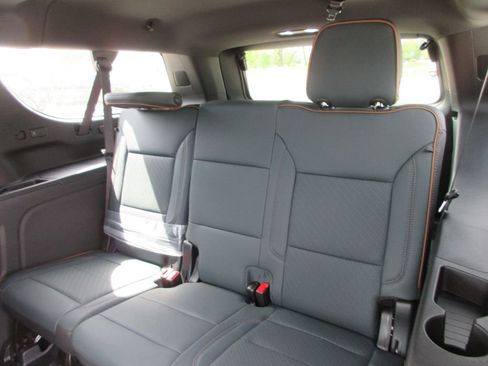 New 2026 GMC Yukon XL AT4 image 13