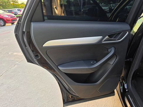 Used 2018 Audi Q3 2.0T Premium image 17