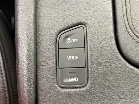 Used 2017 Cadillac XT5 Luxury w/ Driver Awareness Package AWD/4WD image 25
