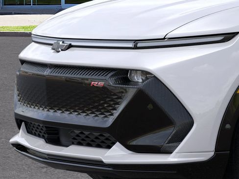 New 2025 Chevrolet Equinox EV RS image 13