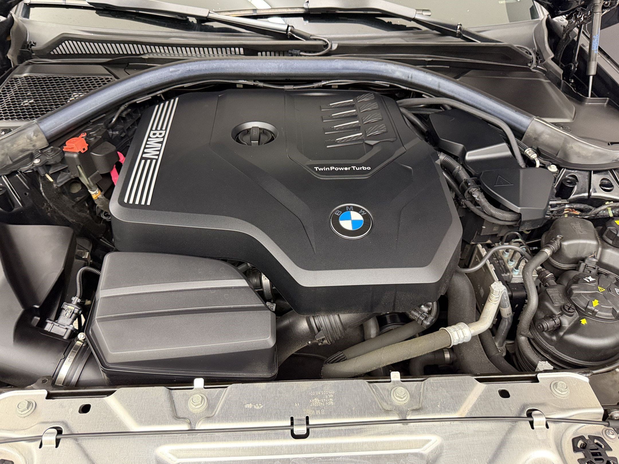 Certified 2022 BMW 330i Sedan w/ M Sport Package RWD image 34