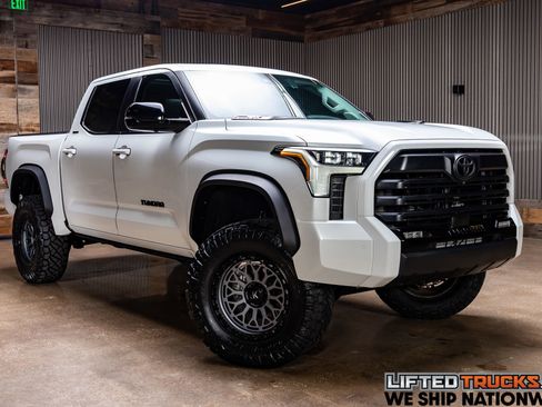 Used 2024 Toyota Tundra Limited AWD/4WD image 1