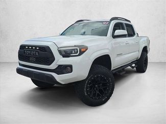 Used 2022 Toyota Tacoma SR5 video 1