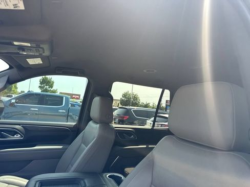 Used 2021 Chevrolet Tahoe LT AWD/4WD image 12