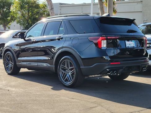 Used 2026 Ford Explorer ST w/ Sun And Sound Package AWD/4WD image 2
