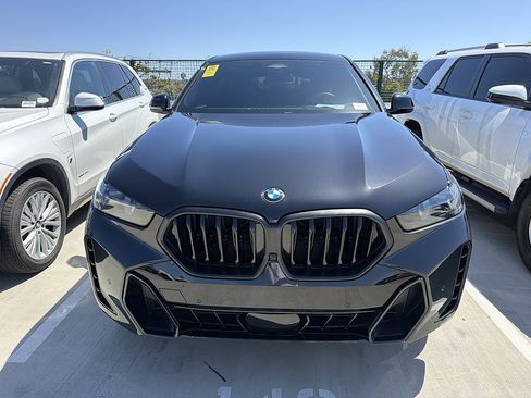 Used 2026 BMW X6 xDrive40i w/ Premium Package AWD/4WD image 1