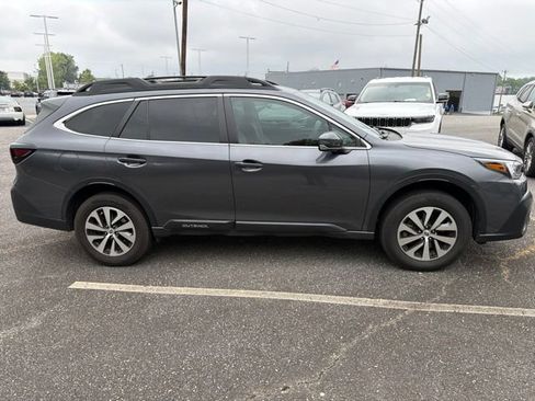 Used 2020 Subaru Outback Premium AWD/4WD image 4