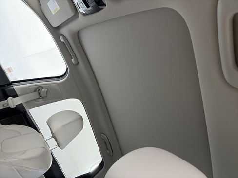 Certified 2022 Kia Sorento EX w/ Panoramic Sunroof Package image 16