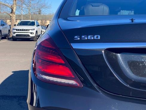 Used 2018 Mercedes-Benz S 560 4MATIC Sedan image 17
