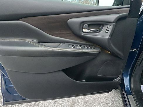 Used 2021 Nissan Murano Platinum w/ Cargo Package image 23