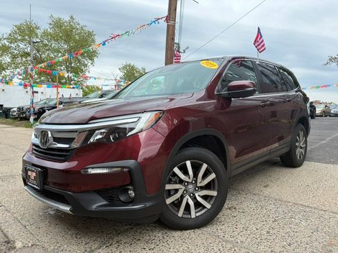 Used 2021 Honda Pilot EX image 1
