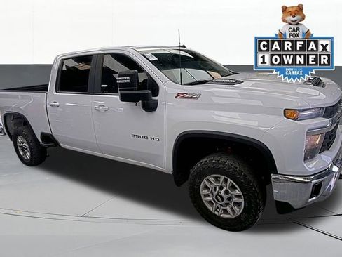 Used 2024 Chevrolet Silverado 2500 LT w/ Safety Package AWD/4WD image 1