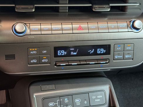 New 2026 Hyundai Kona SEL Premium AWD/4WD image 26