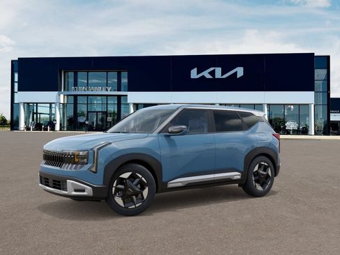 New 2027 Kia Seltos EX FWD image 3