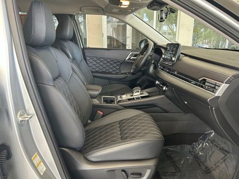Used 2024 Mitsubishi Outlander SEL FWD image 21
