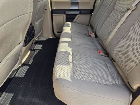 Used 2018 Ford F150 XLT w/ Equipment Group 302A Luxury AWD/4WD image 30