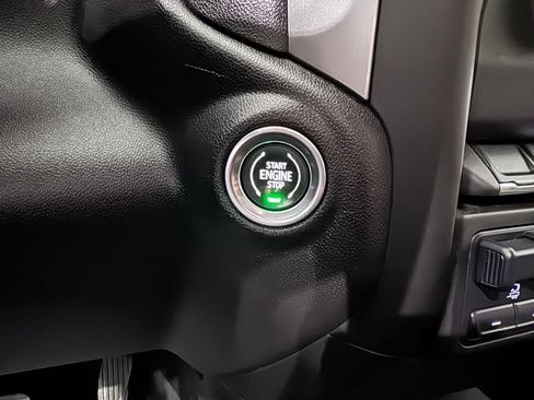 Certified 2023 Chevrolet Silverado 1500 Custom image 21