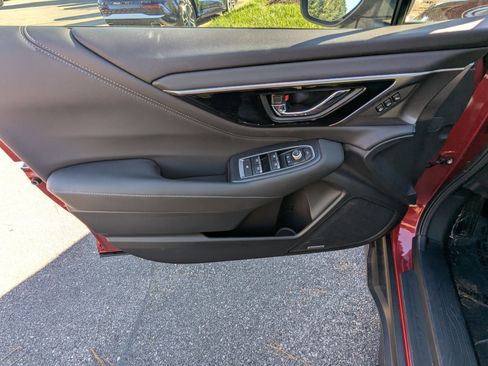 Used 2025 Subaru Outback Touring image 19