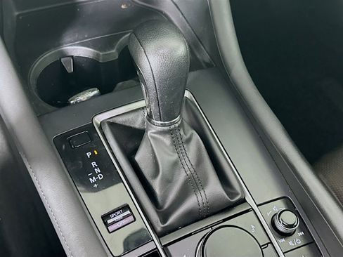 Used 2020 MAZDA MAZDA3 Sedan image 24