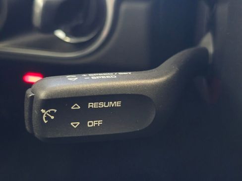 Certified 2018 Porsche 718 Cayman S image 37