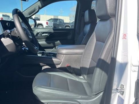 Used 2025 Chevrolet Tahoe LT image 26