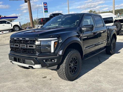 New 2025 Ford F150 Raptor image 3