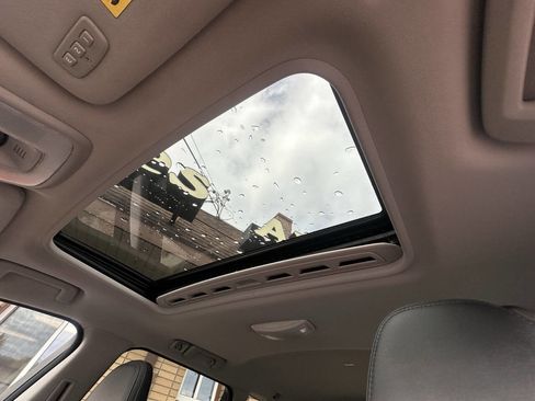 Used 2014 Volvo XC70 T6 image 8