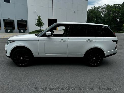 Used 2018 Land Rover Range Rover HSE AWD/4WD image 2