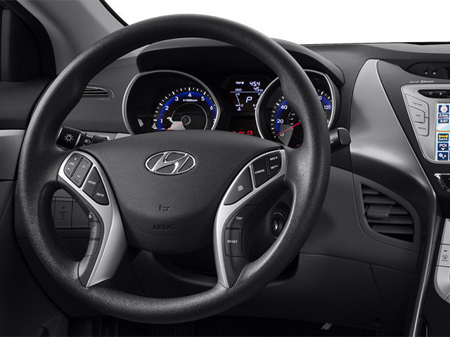 Used 2013 Hyundai Elantra Limited FWD image 9