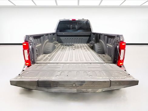 Used 2020 Ford F450 Platinum w/ FX4 Off-Road Package AWD/4WD image 19
