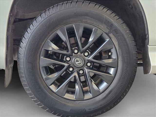 Used 2021 Lexus GX 460 Premium w/ Premium Package AWD/4WD image 27