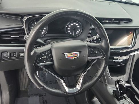 Certified 2020 Cadillac XT6 Premium Luxury AWD/4WD image 17
