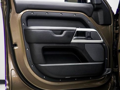 Used 2022 Land Rover Defender 110 XS Edition image 31