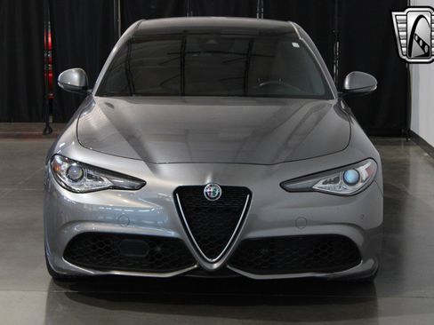Used 2020 Alfa Romeo Giulia Ti Sport image 15