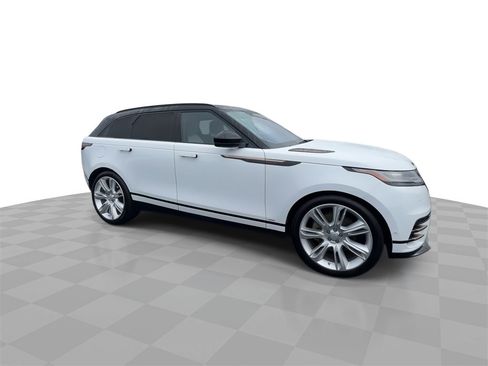 Used 2018 Land Rover Range Rover Velar image 9