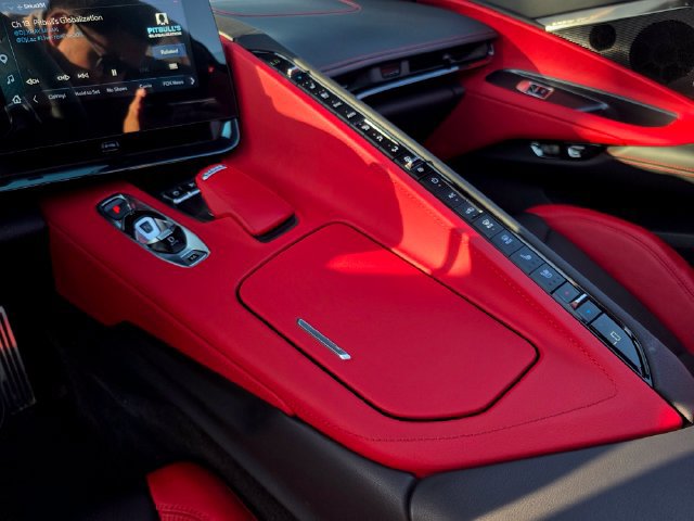 Used 2025 Chevrolet Corvette Stingray Preferred Conv w/ Z51 Performance Package RWD image 22