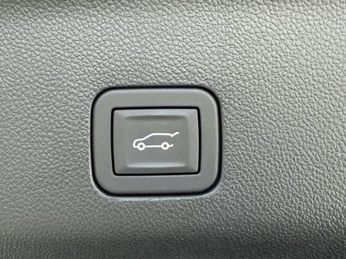 Used 2025 Cadillac Escalade Sport w/ Touring Package image 14