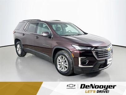 Used 2023 Chevrolet Traverse LT