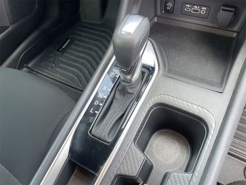 Used 2024 Nissan Sentra SV image 25