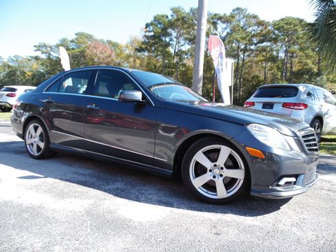 Used 2011 Mercedes-Benz E 350 Sedan image 2