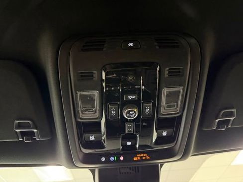 New 2026 GMC Yukon XL Denali Ultimate AWD/4WD image 18