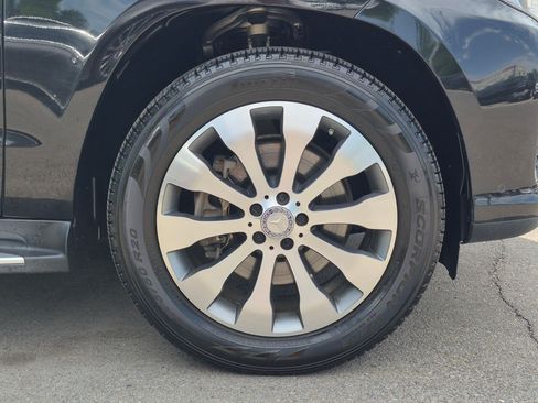 Used 2017 Mercedes-Benz GLS 450 4MATIC image 11