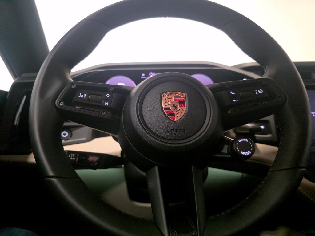 Certified 2026 Porsche Cayenne Electric AWD/4WD image 27