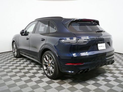 Certified 2023 Porsche Cayenne GTS image 3