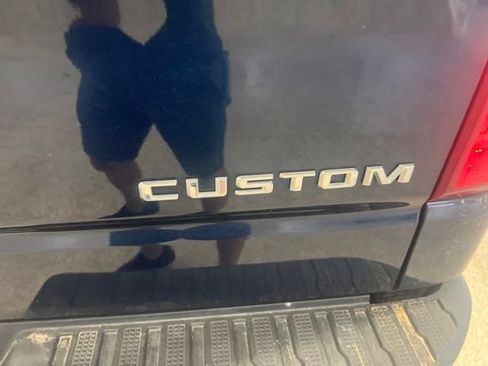 Certified 2022 Chevrolet Silverado 1500 Custom AWD/4WD image 7